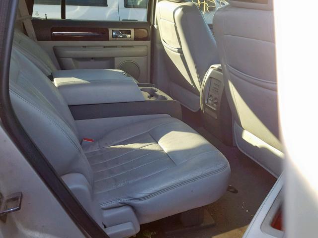 5LMFU28R34LJ15573 - 2004 LINCOLN NAVIGATOR TAN photo 6