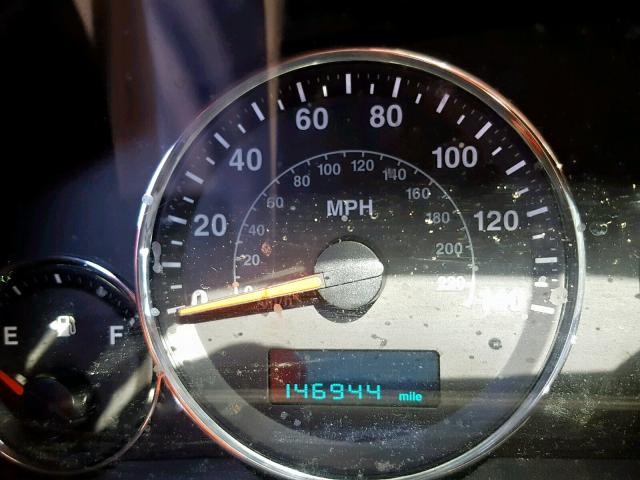 1J8HG68227C670013 - 2007 JEEP COMMANDER BLACK photo 8