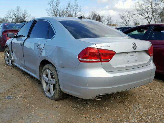 1VWBP7A39DC048877 - 2013 VOLKSWAGEN PASSAT SE SILVER photo 3