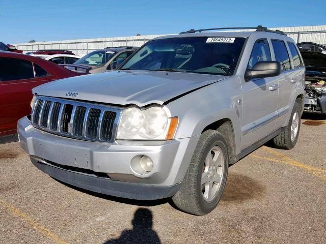 1J4HR58N05C586673 - 2005 JEEP GRAND CHER SILVER photo 2