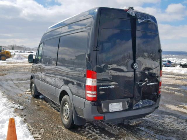 WD4PE7CC2FP133069 - 2015 MERCEDES-BENZ SPRINTER 2 BLACK photo 3