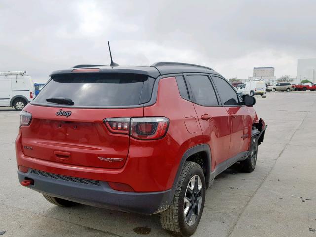 3C4NJDDB0JT198900 - 2018 JEEP COMPASS TR RED photo 4