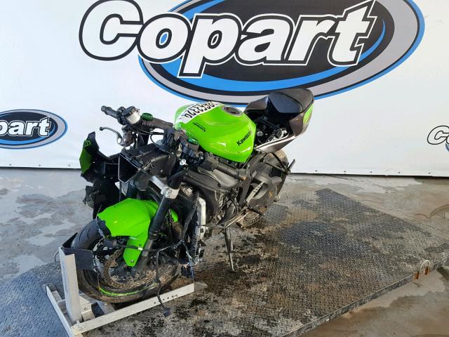 JKBZXJE15JA027481 - 2018 KAWASAKI ZX636 E GREEN photo 2