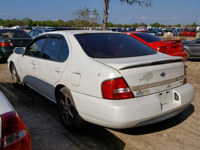 1N4DL01D21C148439 - 2001 NISSAN ALTIMA XE WHITE photo 3