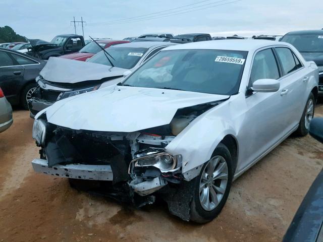 2C3CCAAG1GH156614 - 2016 CHRYSLER 300 LIMITE WHITE photo 2