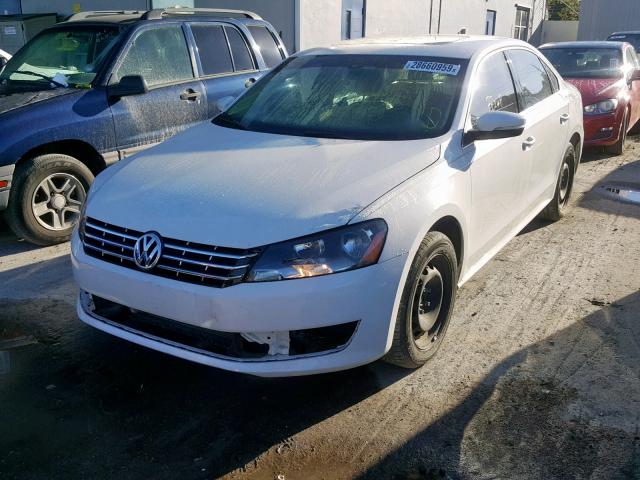 1VWBN7A30DC044447 - 2013 VOLKSWAGEN PASSAT SE WHITE photo 2