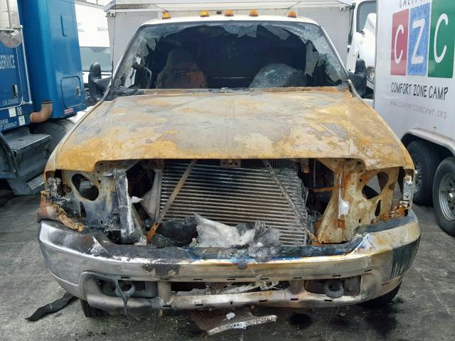 1FDAF56F5XEC94113 - 1999 FORD F550 SUPER WHITE photo 9