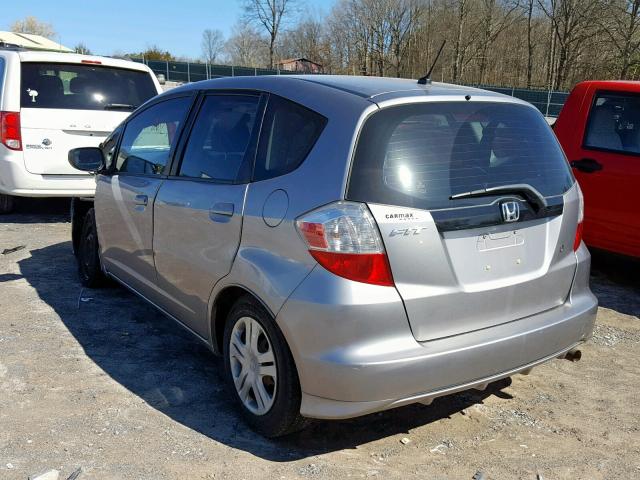 JHMGE8H20AS003781 - 2010 HONDA FIT SILVER photo 3