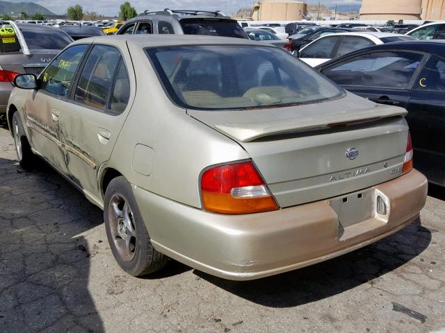 1N4DL01D7XC157985 - 1999 NISSAN ALTIMA XE GOLD photo 3