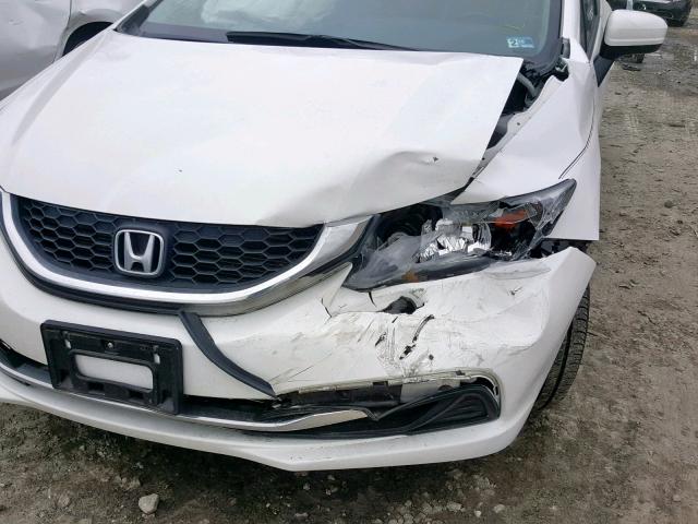 2HGFB2F75FH546383 - 2015 HONDA CIVIC SE WHITE photo 9