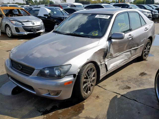 JTHBD192140091369 - 2004 LEXUS IS 300 GRAY photo 2