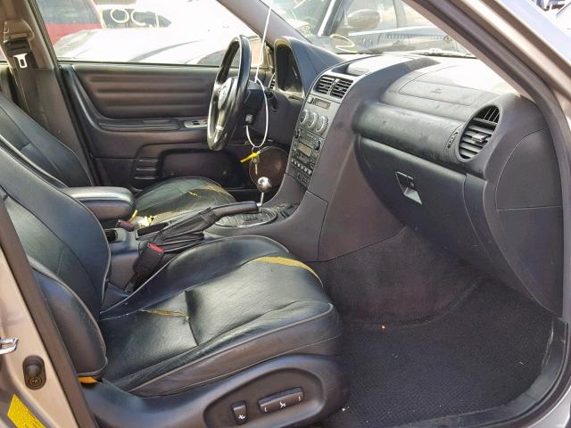 JTHBD192140091369 - 2004 LEXUS IS 300 GRAY photo 5