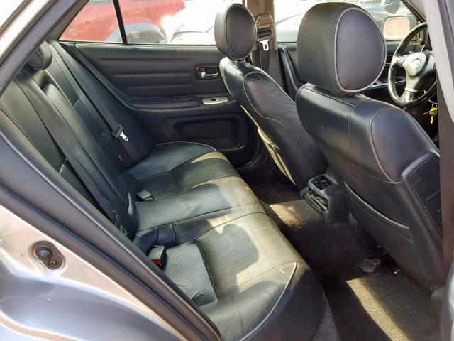 JTHBD192140091369 - 2004 LEXUS IS 300 GRAY photo 6