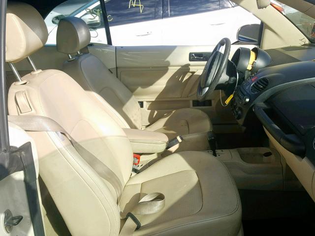 3VWRF31Y46M303961 - 2006 VOLKSWAGEN NEW BEETLE Weiß Foto 5