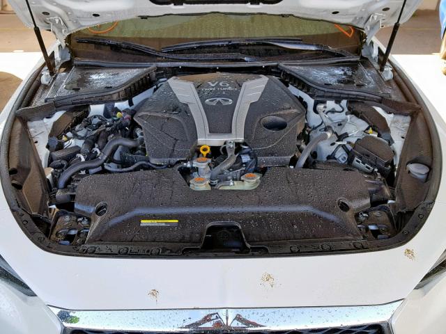 JN1EV7EK5JM340669 - 2018 INFINITI Q60 LUXE 3 WHITE photo 7