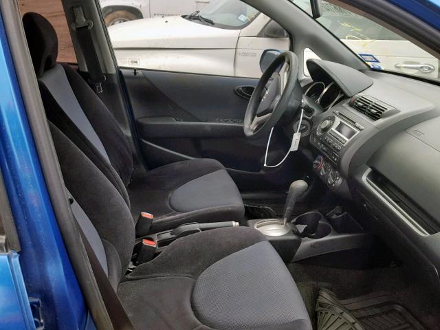 JHMGD38428S056967 - 2008 HONDA FIT BLUE photo 5