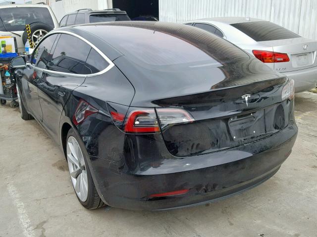 5YJ3E1EA2JF034384 - 2018 TESLA MODEL 3 BLACK photo 3