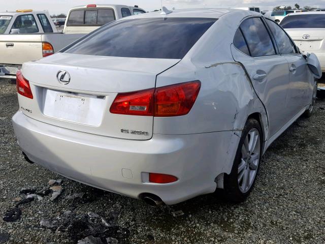 JTHBK262872026205 - 2007 LEXUS IS 250 WHITE photo 4