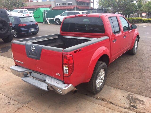 1N6AD07U76C451111 - 2006 NISSAN FRONTIER C RED photo 4