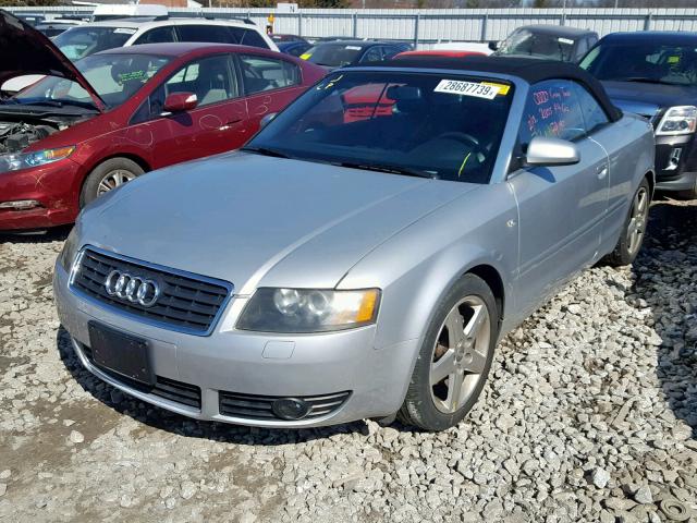 WAUAC48HX5K012047 - 2005 AUDI A4 1.8 CAB SILVER photo 2