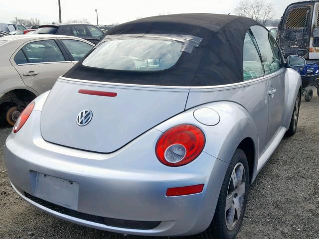 3VWRF31Y46M329914 - 2006 VOLKSWAGEN NEW BEETLE Silber Foto 4