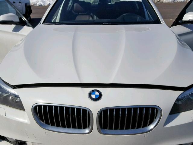 WBA5A7C51ED617830 - 2014 BMW 528 XI WHITE photo 7