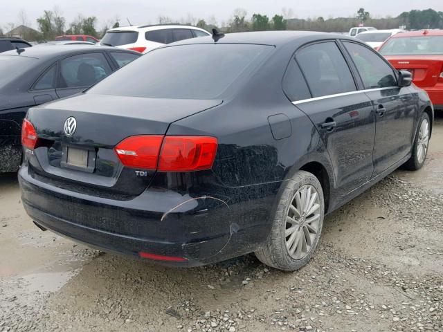 3VWLL7AJ2DM389146 - 2013 VOLKSWAGEN JETTA TDI BLACK photo 4