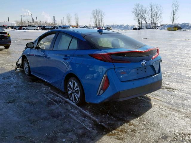 JTDKARFP8H3062951 - 2017 TOYOTA PRIUS PRIM BLUE photo 3