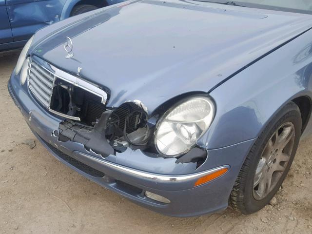 WDBUF65J44A469014 - 2004 MERCEDES-BENZ E 320 BLUE photo 9