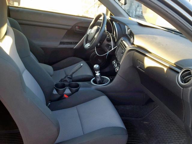 JTKJF5C76FJ003750 - 2015 TOYOTA SCION TC GRAY photo 5