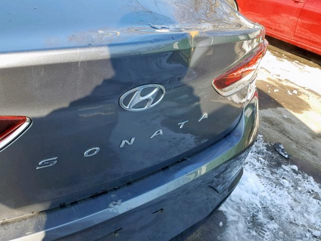 5NPE34AF6JH634800 - 2018 HYUNDAI SONATA SPO SILVER photo 9