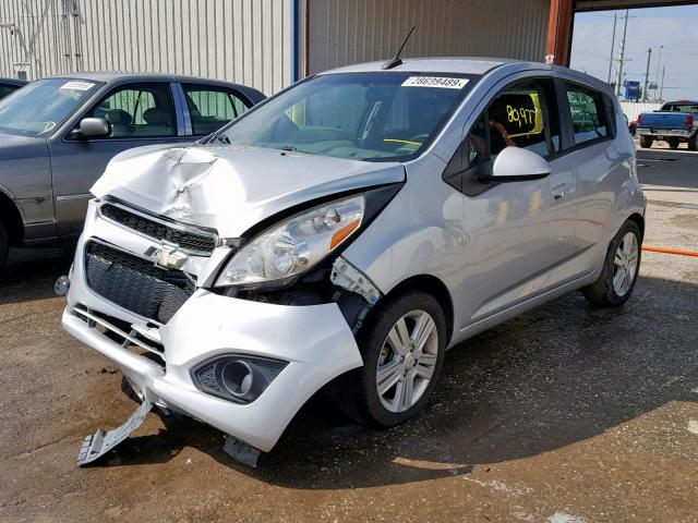 KL8CD6S97DC531628 - 2013 CHEVROLET SPARK 1LT SILVER photo 2