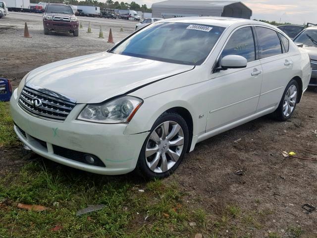 JNKAY01E06M117147 - 2006 INFINITI M35 BASE WHITE photo 2