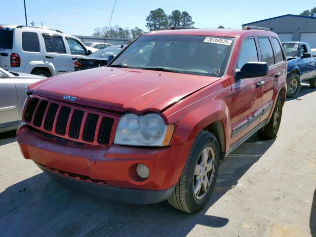 1J4GS48K55C525755 - 2005 JEEP GRAND CHER RED photo 2