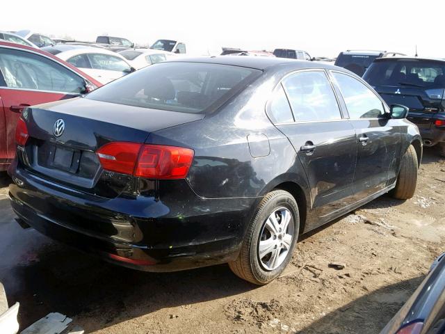 3VW2K7AJ6EM395189 - 2014 VOLKSWAGEN JETTA BASE BLACK photo 4