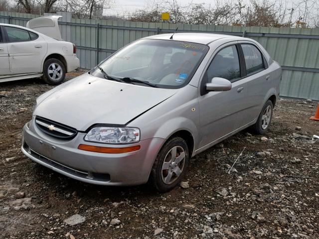 KL1TD52675B300427 - 2005 CHEVROLET AVEO BASE ვერცხლისფერი ფოტო 2