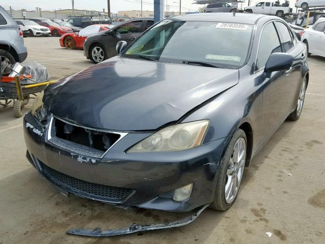 JTHBK262172048174 - 2007 LEXUS IS 250 GRAY photo 2