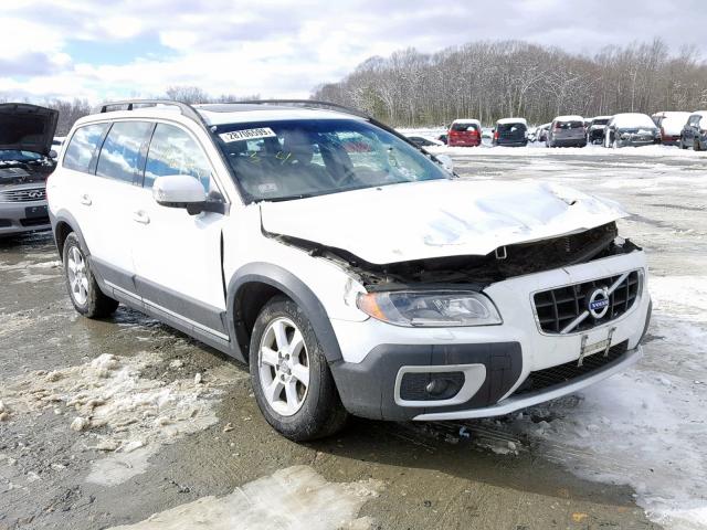 YV4940BZ8B1106729 - 2011 VOLVO XC70 3.2 WHITE photo 1