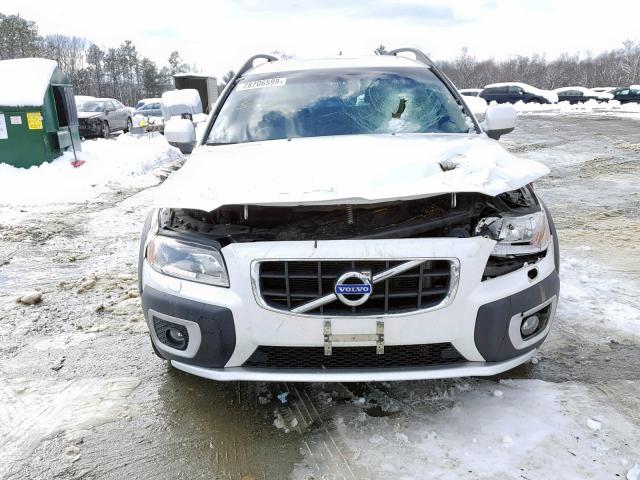 YV4940BZ8B1106729 - 2011 VOLVO XC70 3.2 WHITE photo 9