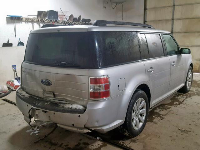 2FMDK51C59BA58081 - 2009 FORD FLEX SE SILVER photo 4