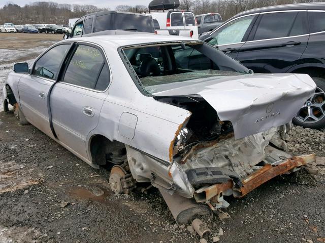 19UUA56772A049310 - 2002 ACURA 3.2TL SILVER photo 3