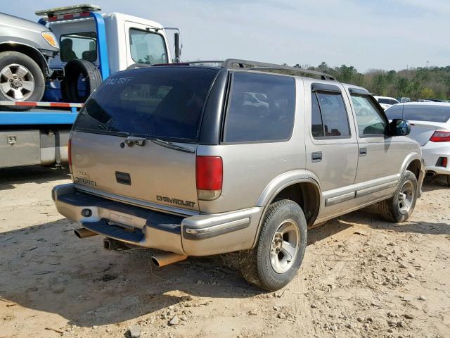 1GNCS13W8X2121281 - 1999 CHEVROLET BLAZER TAN photo 4