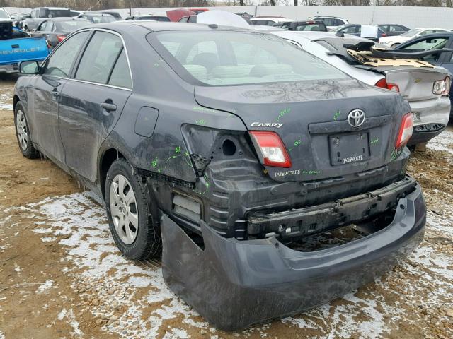 4T1BF3EK7AU085427 - 2010 TOYOTA CAMRY BASE BLUE photo 3