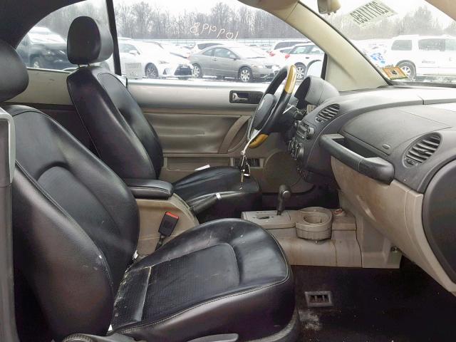 3VWCK21YX3M325356 - 2003 VOLKSWAGEN NEW BEETLE Silber Foto 5