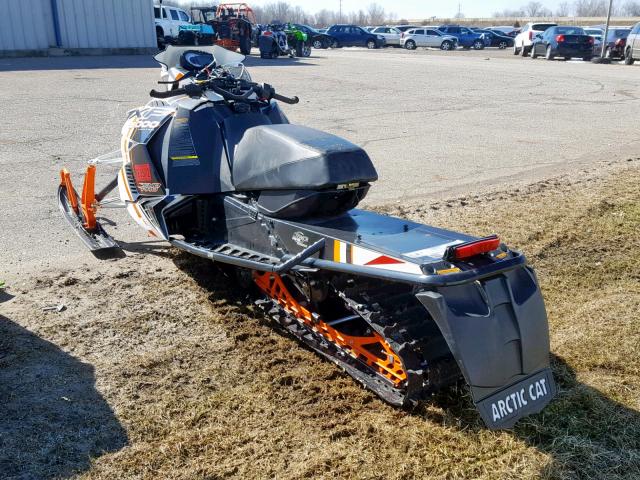 4UF15SNW0FT103580 - 2015 ARCC SNOWMOBILE WHITE photo 3