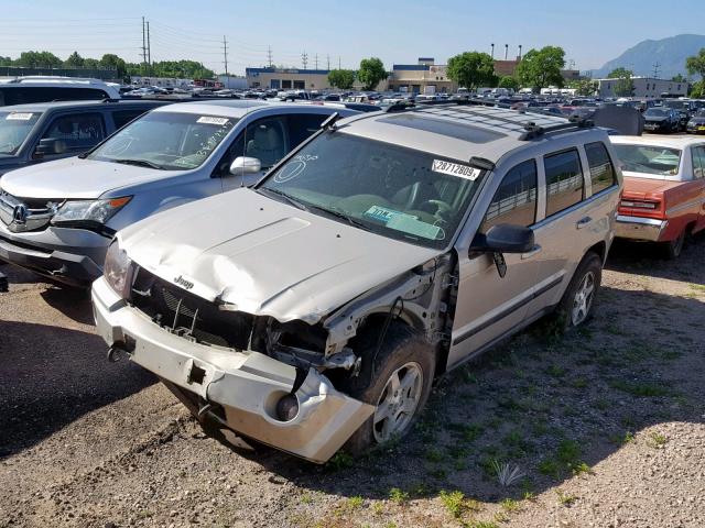 1J8HR58267C702692 - 2007 JEEP GRAND CHER TAN photo 2