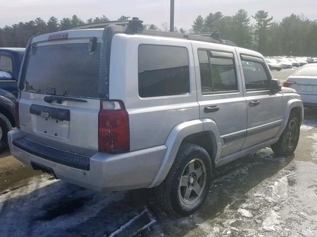 1J8HG48K06C123888 - 2006 JEEP COMMANDER SILVER photo 4