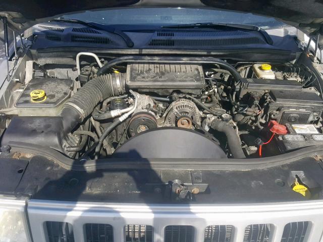 1J8HG48K06C123888 - 2006 JEEP COMMANDER SILVER photo 7