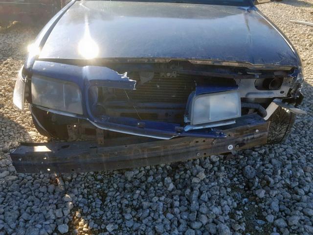 2FAFP71WX3X205192 - 2003 FORD CROWN VICT BLUE photo 9