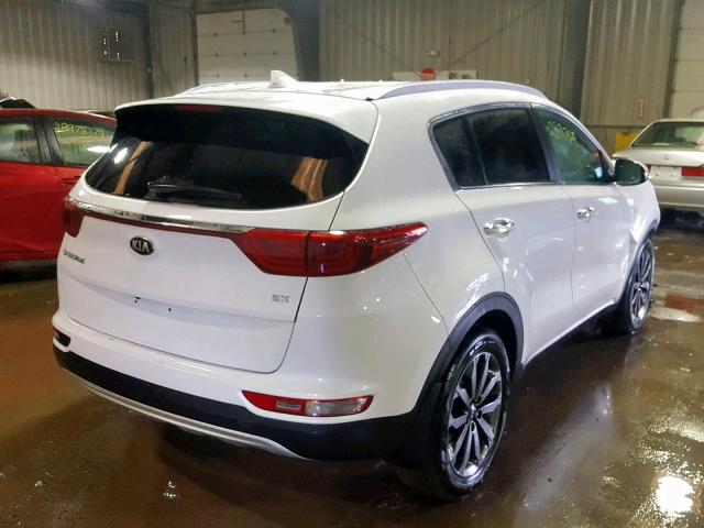 KNDPNCAC8J7474345 - 2018 KIA SPORTAGE E WHITE photo 4